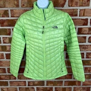 The North Face Women's Light Green Quilted Puffer Jacket